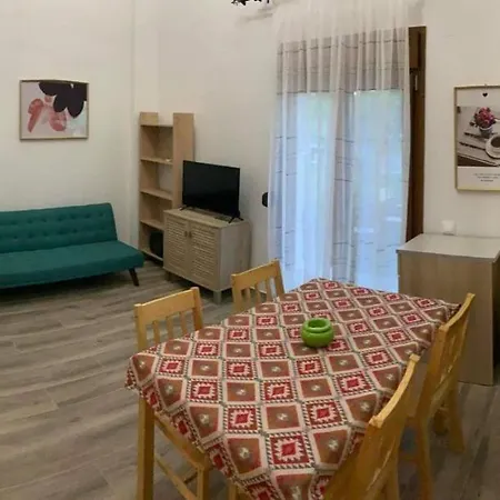To Petrino Spiti Apartment Possidi