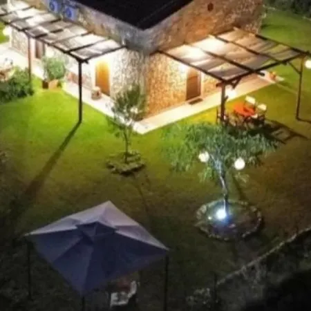 To Petrino Spiti Apartment Possidi