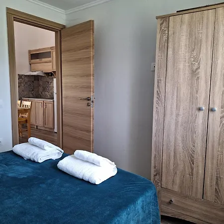 Apartment To Petrino Spiti